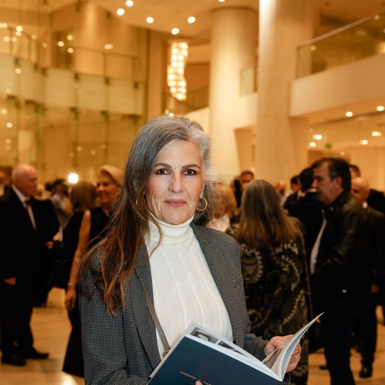 Η Μπήλιω Τσουκαλά σε έξοδο