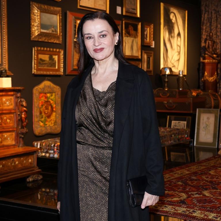 Καρυοφυλλιά Καραμπέτη