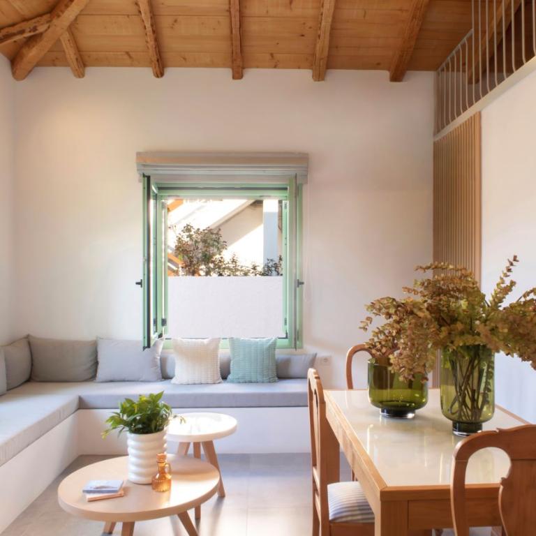 Ανακαίνιση σπιτιού στην Ιστιαία της Εύβοιας