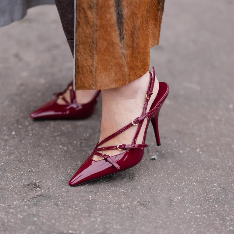 κόκκινα παπούτσια