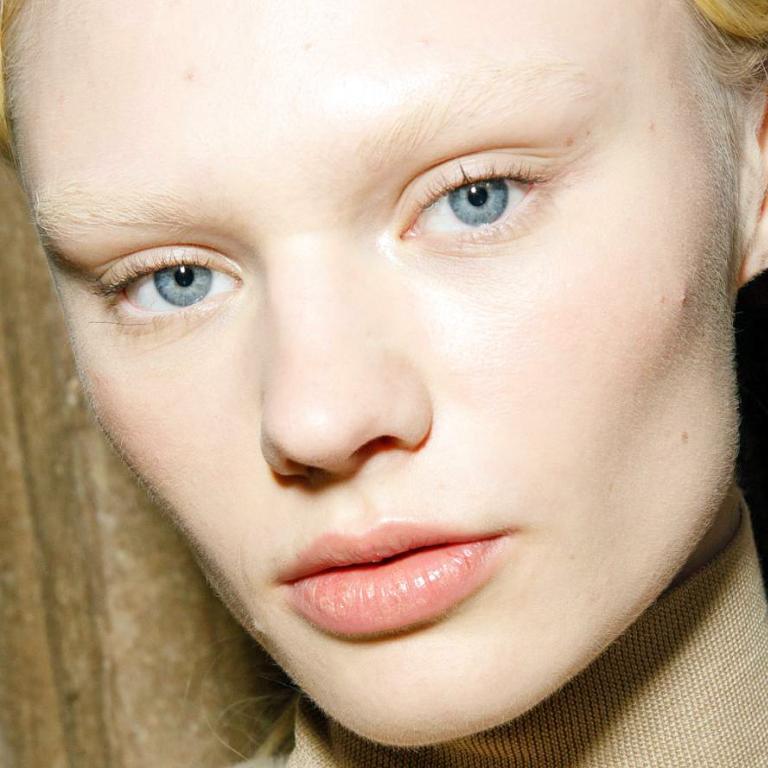 Skinimalism: Το trend που αγαπά την αυθεντικότητα