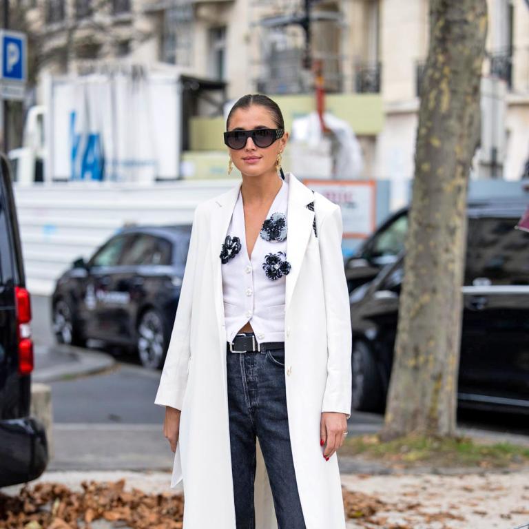 Πώς να φορέσετε τζιν αυτά τα Χριστούγεννα/Φωτογραφία: Getty