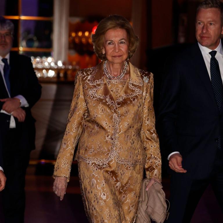 Η εμφάσνιση της βασίλισσας Σοφίας εμπνέει για τα Χριστούγεννα 