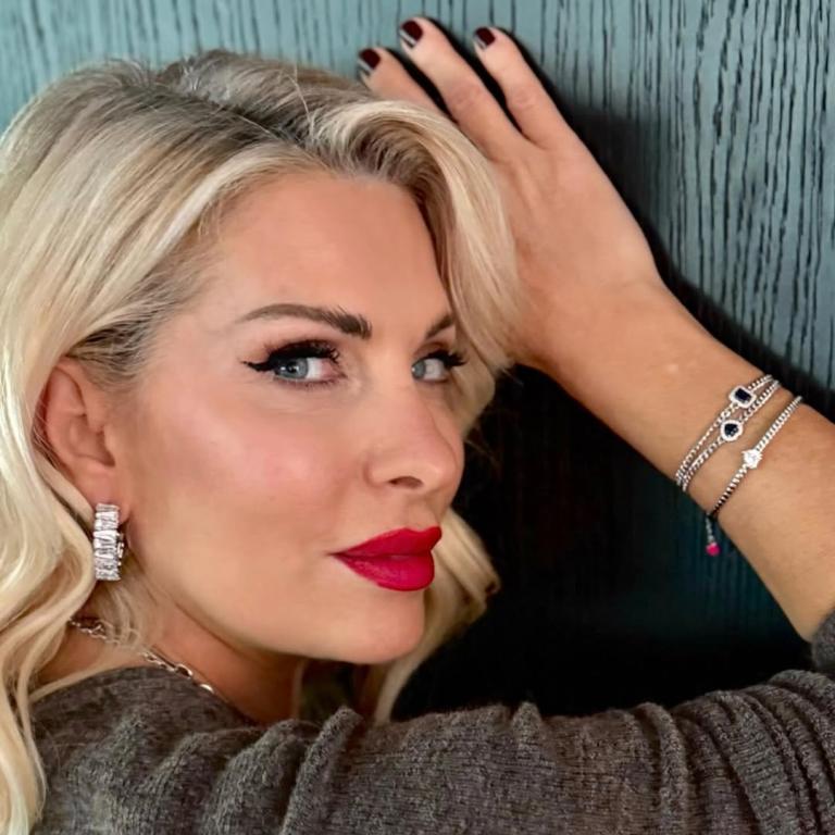 Οι ευχές της Μενεγάκη στο Instagram