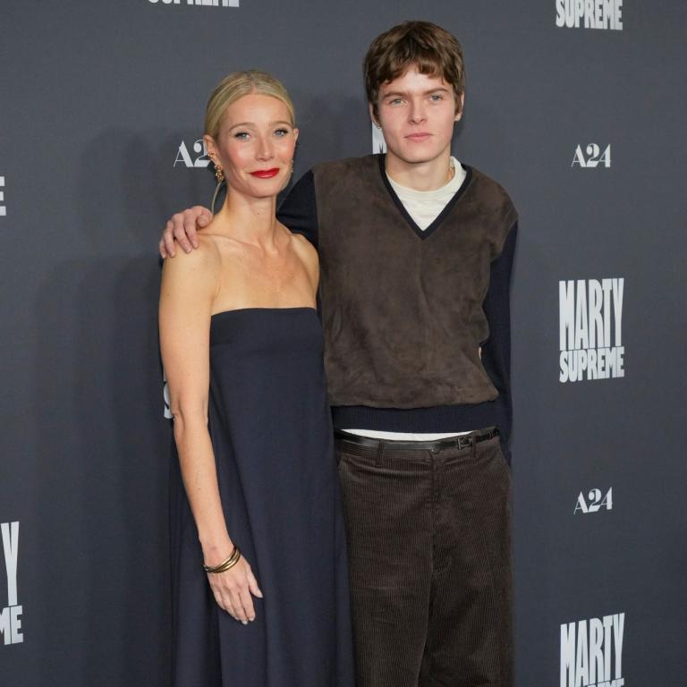 Η Γκουίνεθ Πάλτροου με τον γιο της