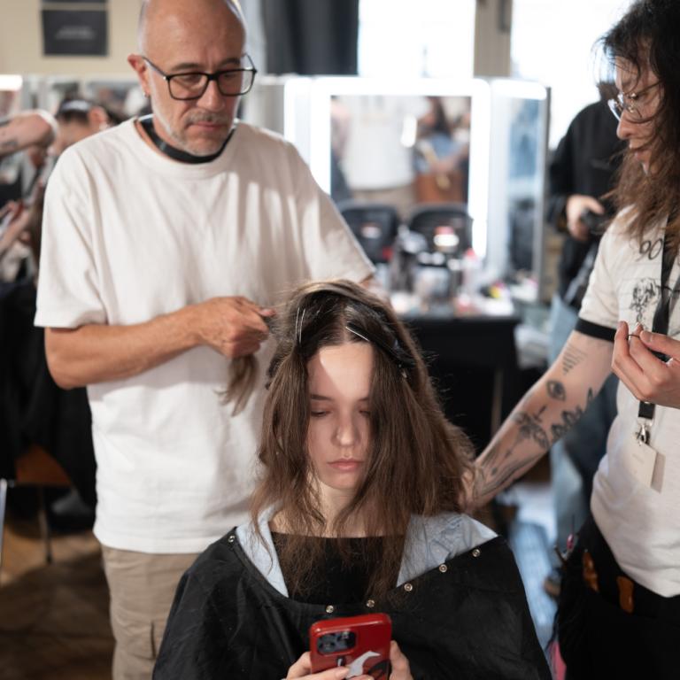 Τα πιο μοντέρνα γυναικεία κουρέματα που θα κυριαρχήσουν το 2026