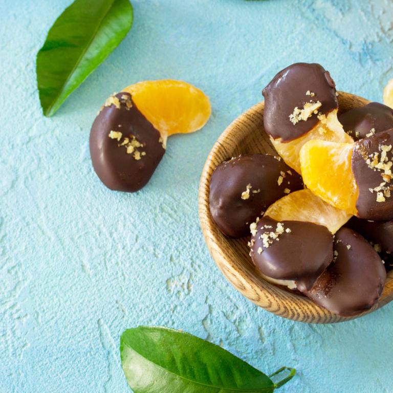 Μανταρίνια με σοκολάτα / Φωτογραφία: Shutterstock