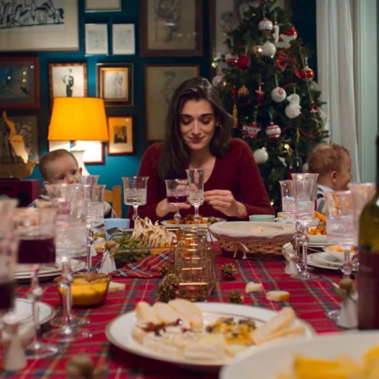 Οι πιο εθιστικές και συγκινητικές χριστουγεννιάτικες σειρές που θα σας καθηλώσουν από το πρώτο λεπτό