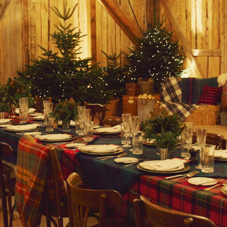 Τα Χριστούγεννα Ralph Lauren σε τραπεζαρία