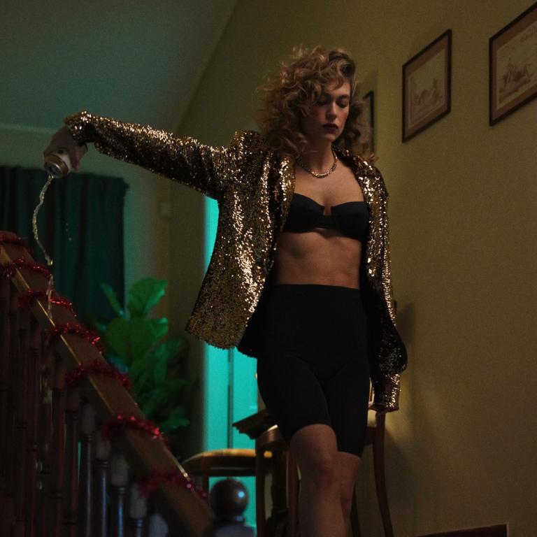 10 φορέματα από ελληνικά brands για την Παραμονή της Πρωτοχρονιάς -Festive, glam και εντυπωσιακά