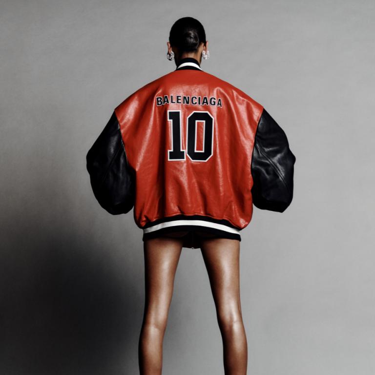 Ο οίκος Balenciaga ανακοίνωσε τη συνεργασία του με το ΝΒΑ