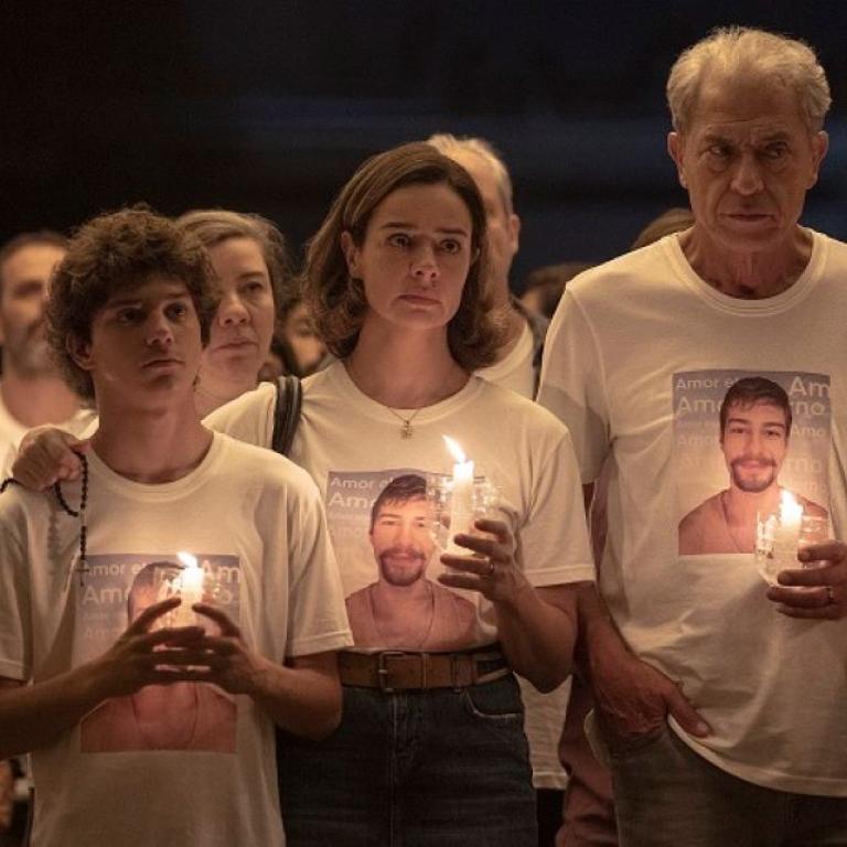 Σειρά «Κάθε μέρα η ίδια νύχτα»