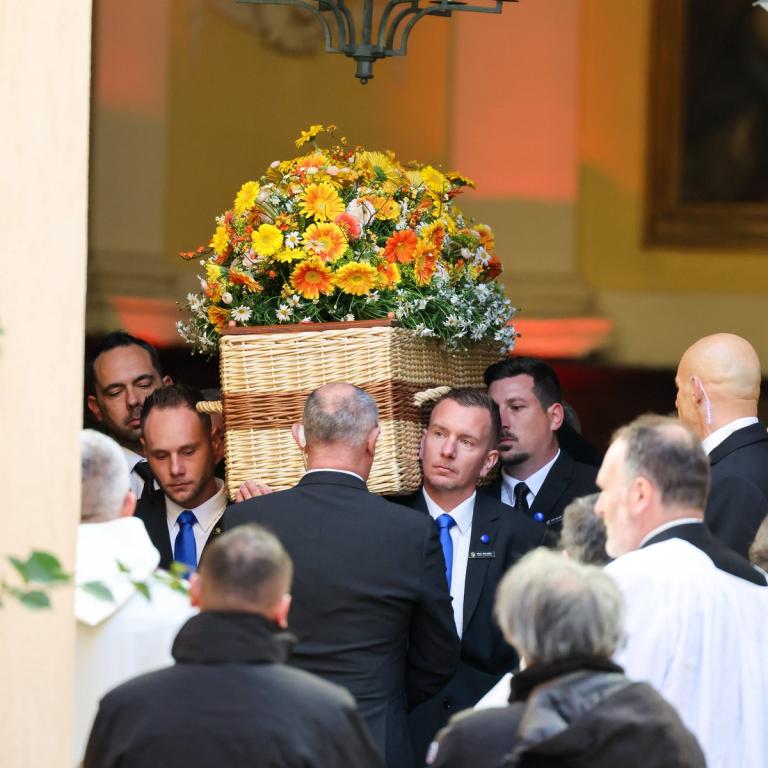 Για ποιον λόγο η Μπριζίτ Μπαρντό διάλεξε να ταφεί σε ψάθινο φέρετρο;