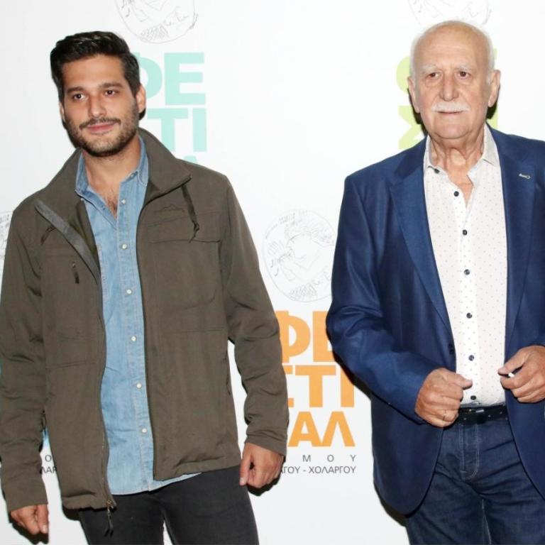 O Γιώργος Παπαδάκης με τον γιο του Φοίβο