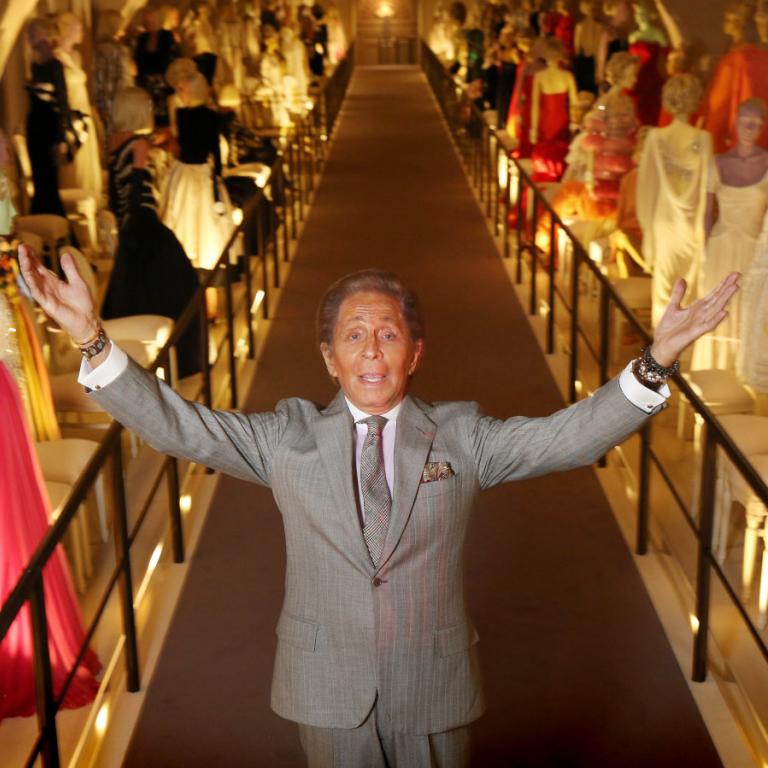Ποιος θα κληρονομήσει την αυτοκρατορία του Valentino Garavani, αξίας 1,5 δισεκατομμυρίων δολαρίων;