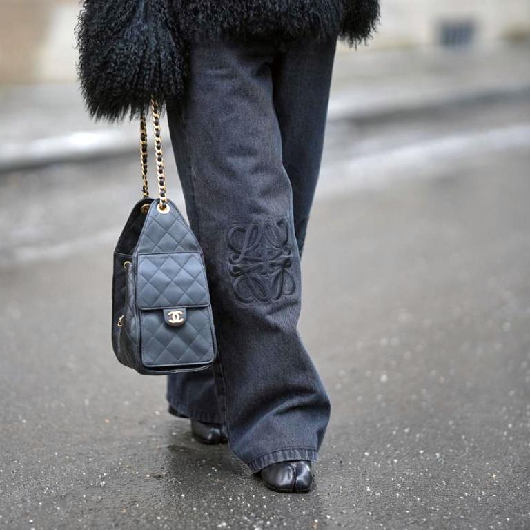 Πως να επιλέξετε το σωστό παπούτσι ανάλογα με το τζιν που φοράτε/Φωτογραφία:Getty