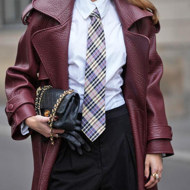 Τι να φορέσεις σε ένα εταιρικό πάρτι, σύμφωνα με τη style expert 