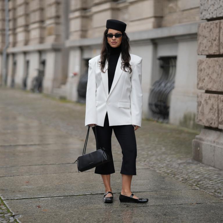 Κάπρι παντελόνι, street style