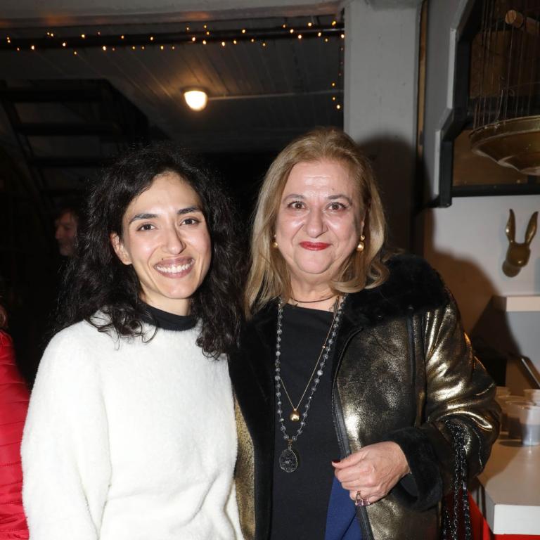 Η Ελισάβετ Κωνσταντινίδου με την κόρη της, Μαρία Χάνου