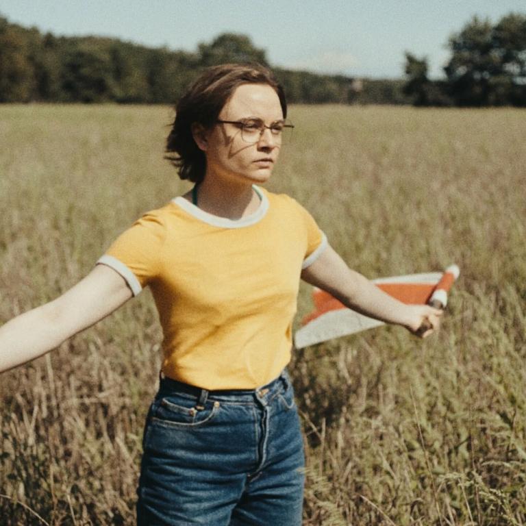 Ο Ήχος της Πτώσης (In die Sonne Schauen/Sound of Falling﻿