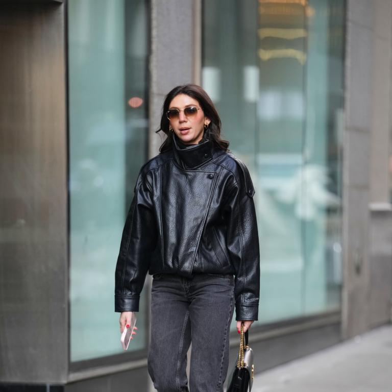 Πώς να φορέσεις ένα δερμάτινο - τύπου jacket χωρίς να δείχνει «βαρύ»