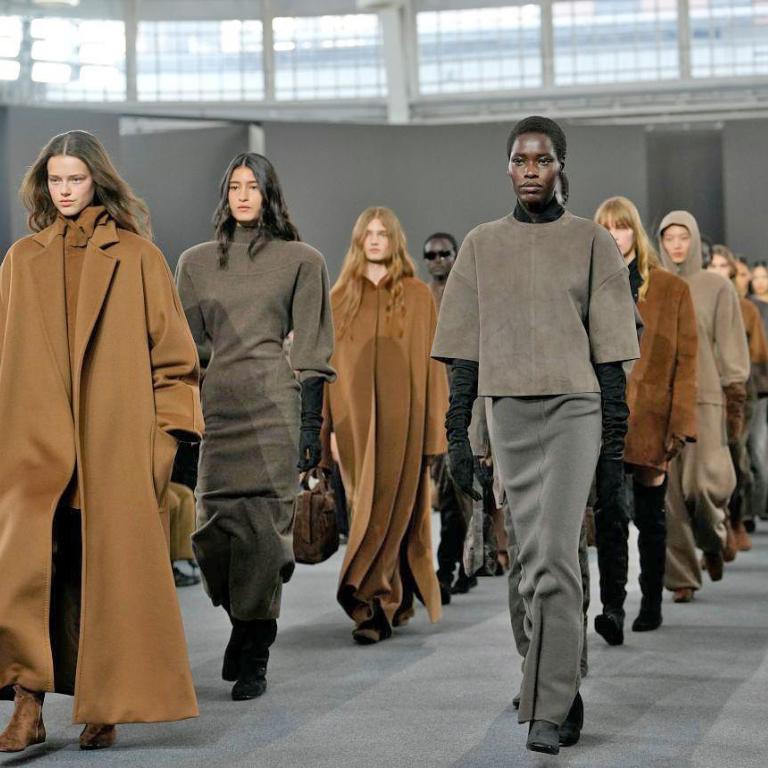 πασαρελα επίδειξη Μιλανο μοντελα