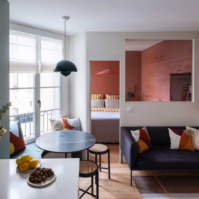 ένα μικρό διαμέρισμα μόλις 34 τετραγωνικών μέτρων έχει μεταμορφωθεί σε ένα φωτεινό και ζεστό σπίτι