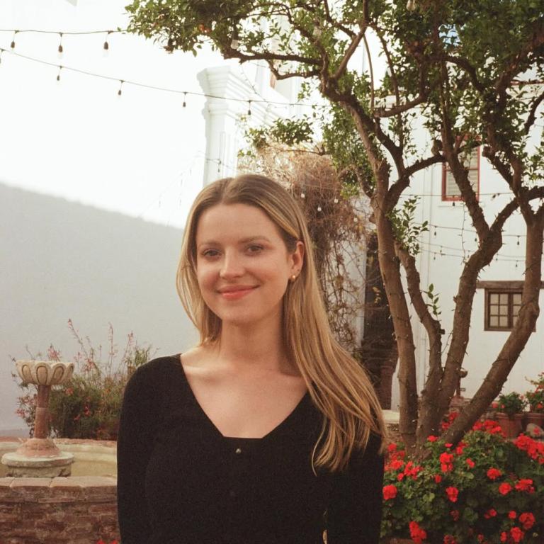 Μια infulencer σημειώνει τα οφέλη του Pilates