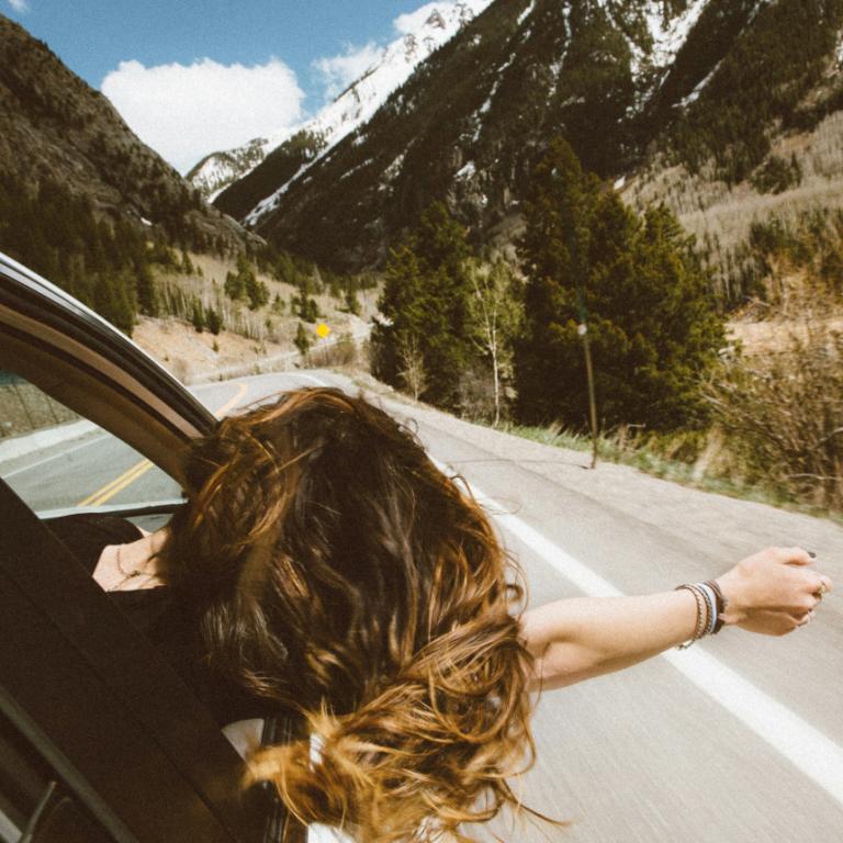 Γυναίκα σε ταξίδι