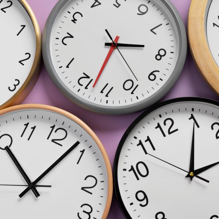 Ρολόγια μετά την αλλαγή ώρας