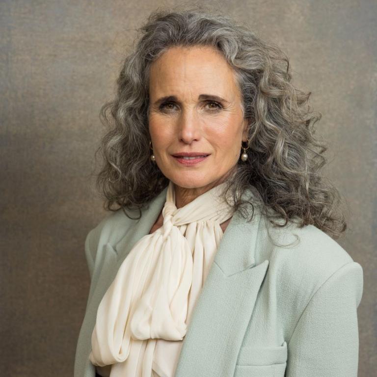 Τι κάνει τα μαλλιά να γκριζάρουν