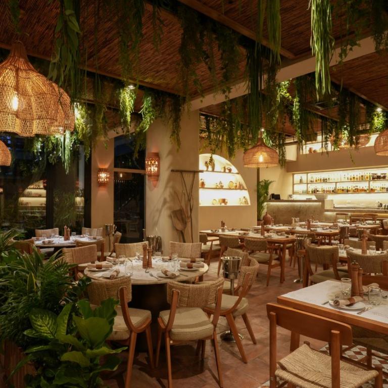 Το ελληνικό εστιατόριο «Ethos» στη Γλυφάδα