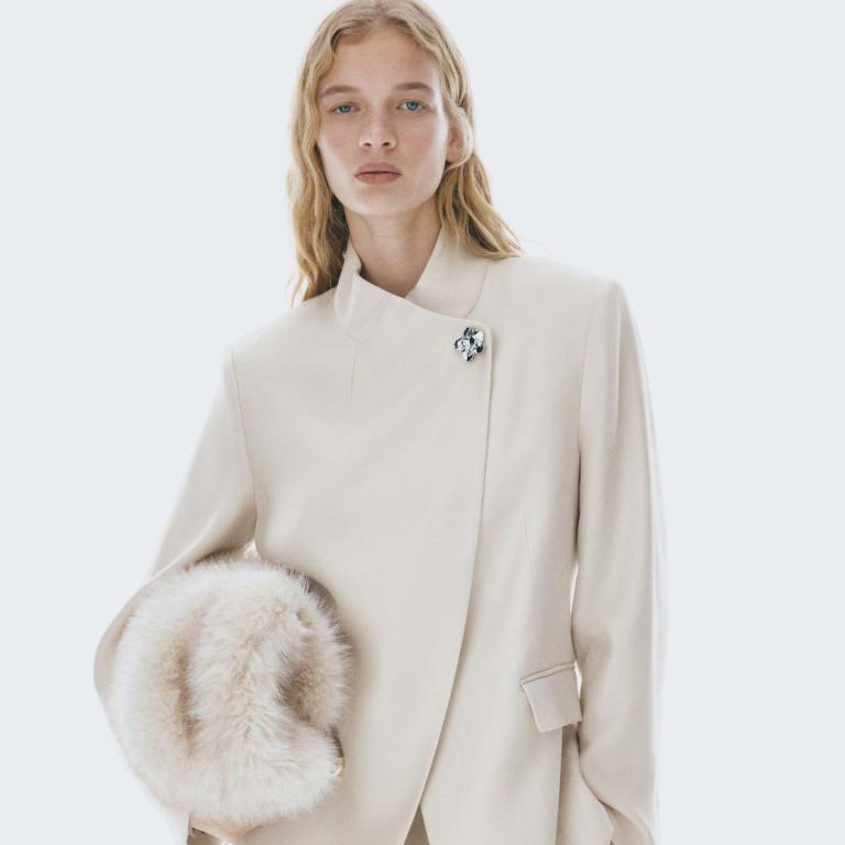 δυο συνολα ανοιξιατικα για το γραφειο 