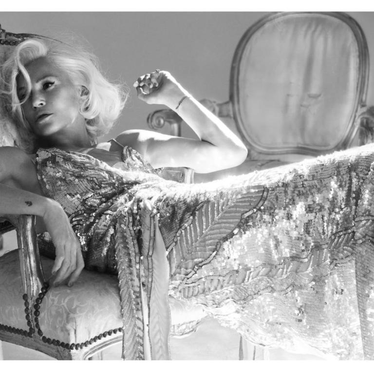 H Kate Moss στα 52 της