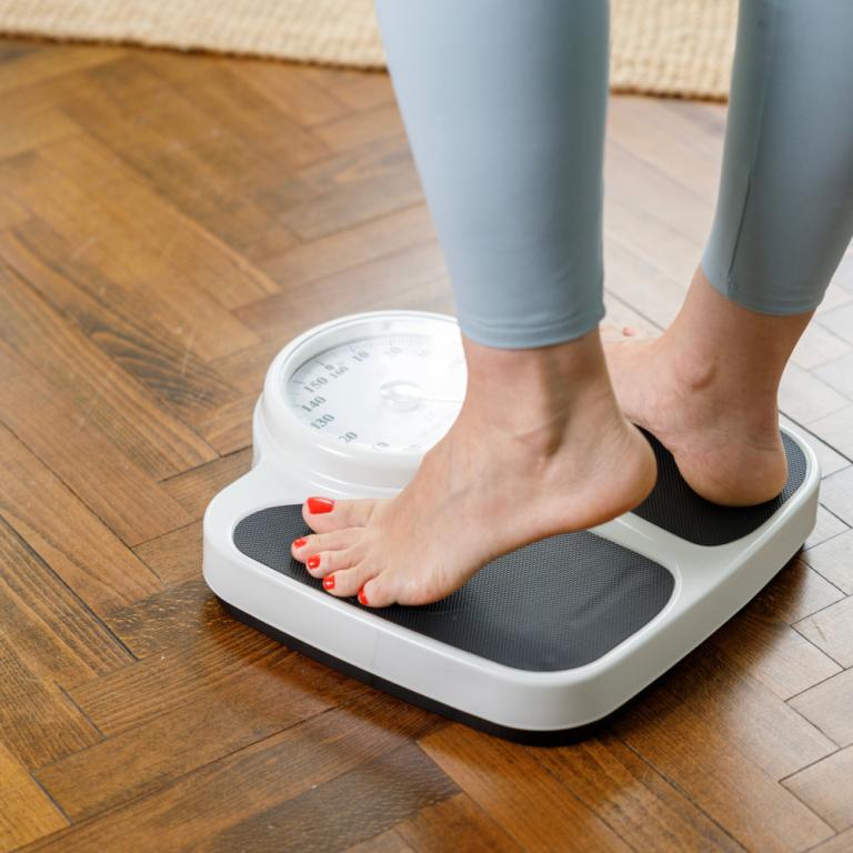 Ποιο είναι το ιδανικό βάρος σύμφωνα με το ύψος σας; Ο οδηγός για να το υπολογίσετε βήμα-βήμα