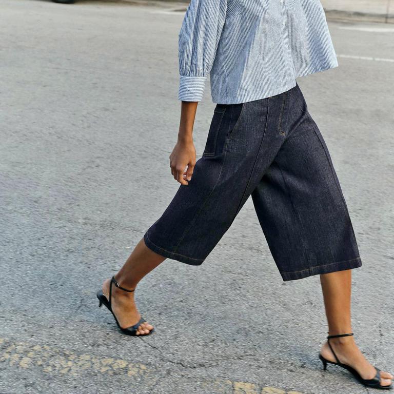 5 πέδιλα με χαμηλό τακούνι από τα Zara που θα φοράτε όλη την άνοιξη/Φωτογραφία: Zara