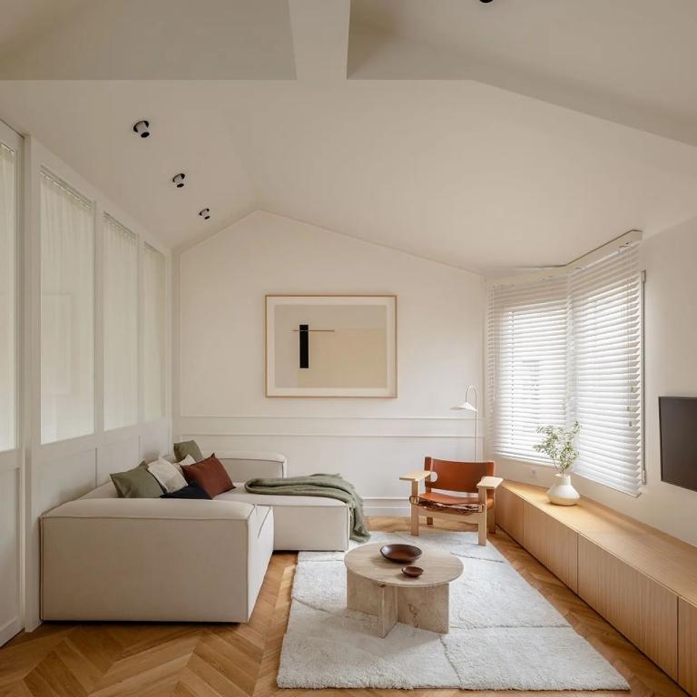 Ανακαίνιση σοφίτας 50 τ.μ.