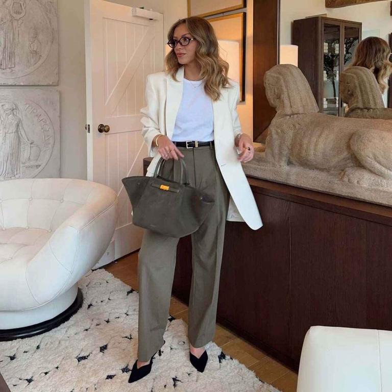 Τα υφασμάτινα παντελόνια επέστρεψαν 