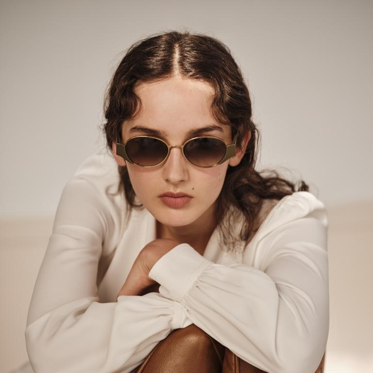 Η νέα συλλογή γυαλιών ηλίου της Zeus+Δione