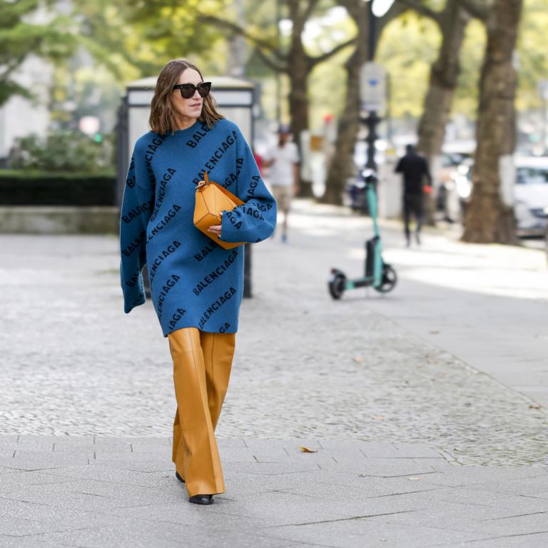 Ξεχάστε το butter yellow: Το cobalt blue είναι το χρώμα που θα φορέσουμε φέτος