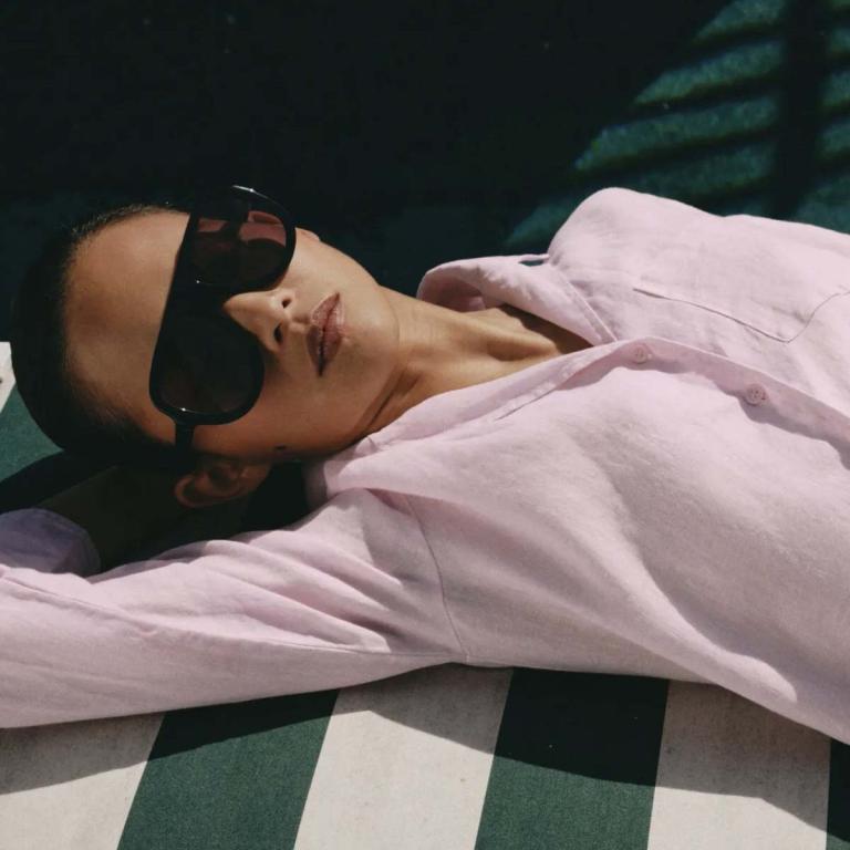 Γαλάζιο ή ροζ πουκάμισο;