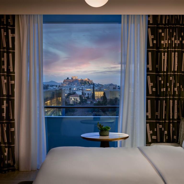 Από Hilton σε The Ilisian: Με εντυπωσιακή πισίνα 25 μ., 9 εστιατόρια, πολυτελείς κατοικίες και rooftop