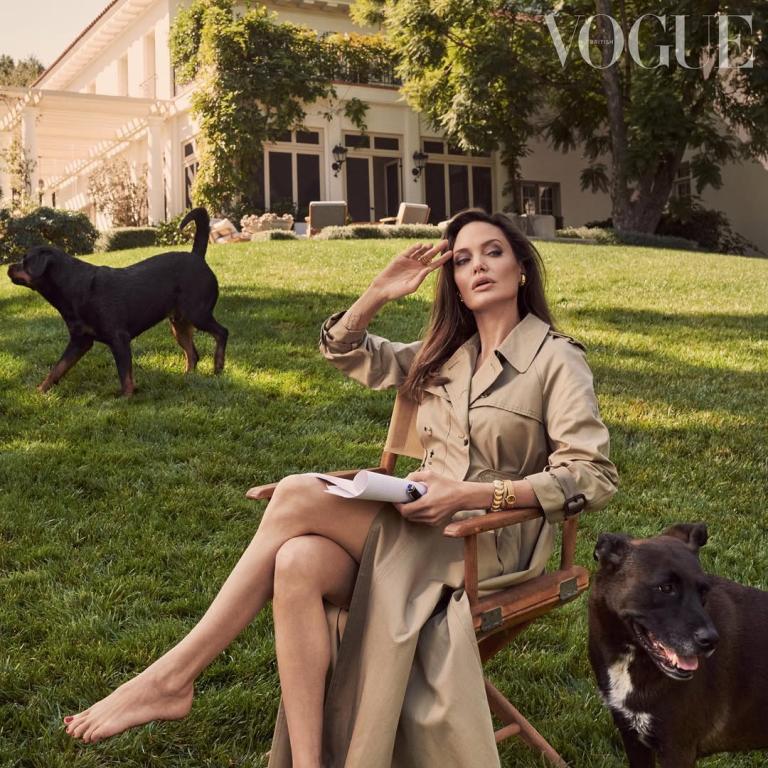 Η Αντζελίνα Τζολί σε φωτογράφιση/Φωτογραφία Instagram: British Vogue