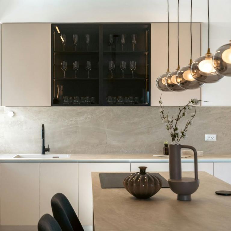 Ποια τάση ανανεώνει την κουζίνα 