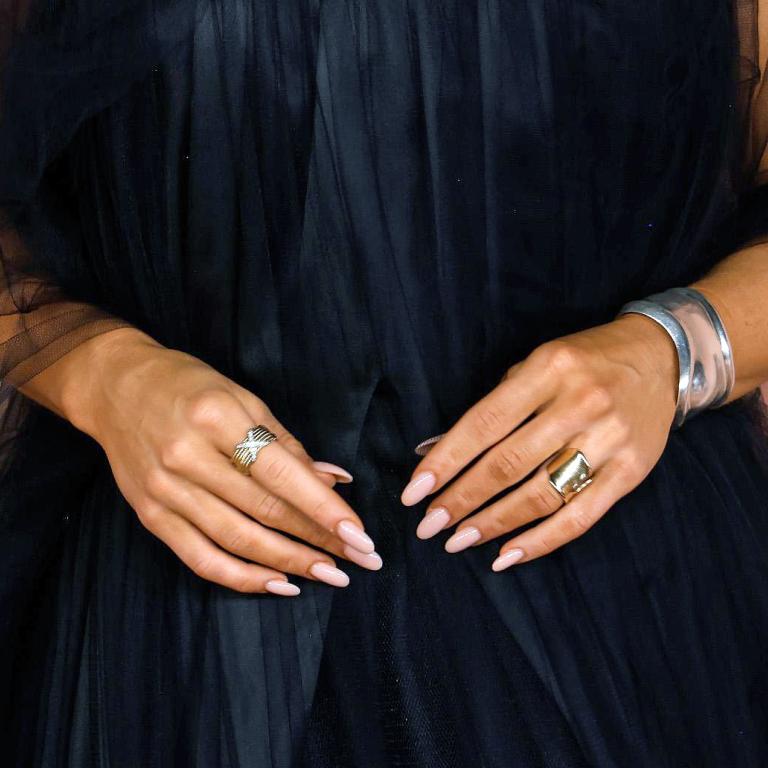 Μανικιούρ άνοιξης