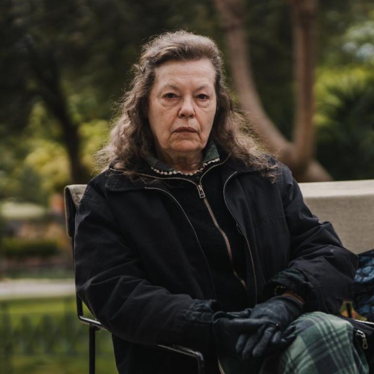 H Ρούλα Πατεράκη αποκαλύπτει τον λόγο που δεν αποχωρίζεται τα γάντια της