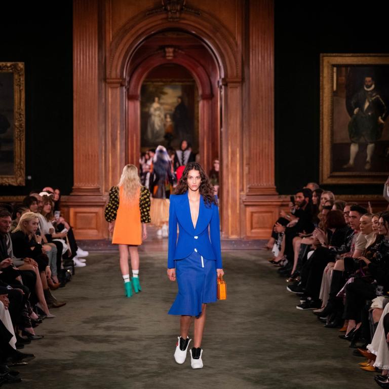 Gucci, Dior και Louis Vuitton μετατρέπουν την Τέχνη σε μόδα στις Resort συλλογές τους