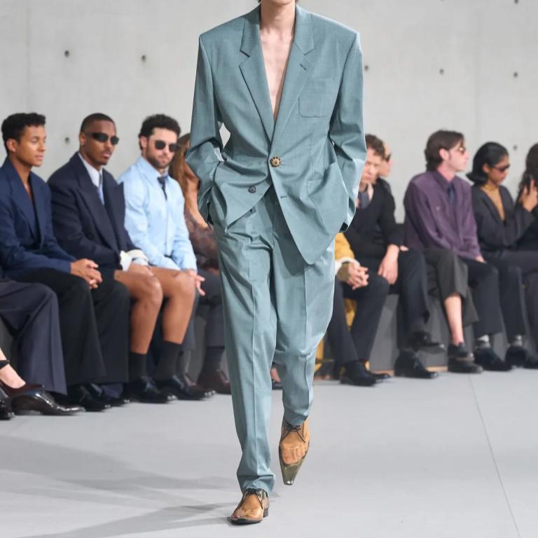 Γιατί όλοι μιλούν για αυτά τα παπούτσια του Saint Laurent;
