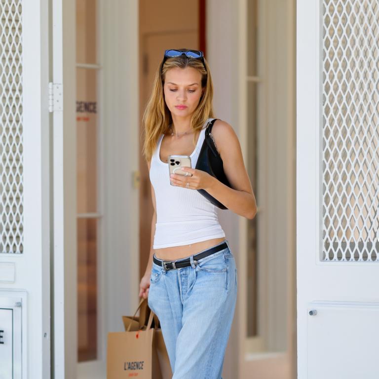 Τα fashion κομμάτια που αξίζει να αποκτήσεις στις καλοκαιρινές εκπτώσεις