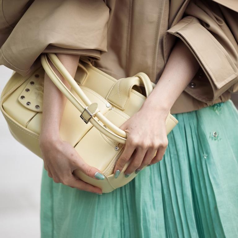 Green nails/Φωτογραφία Getty Images 
